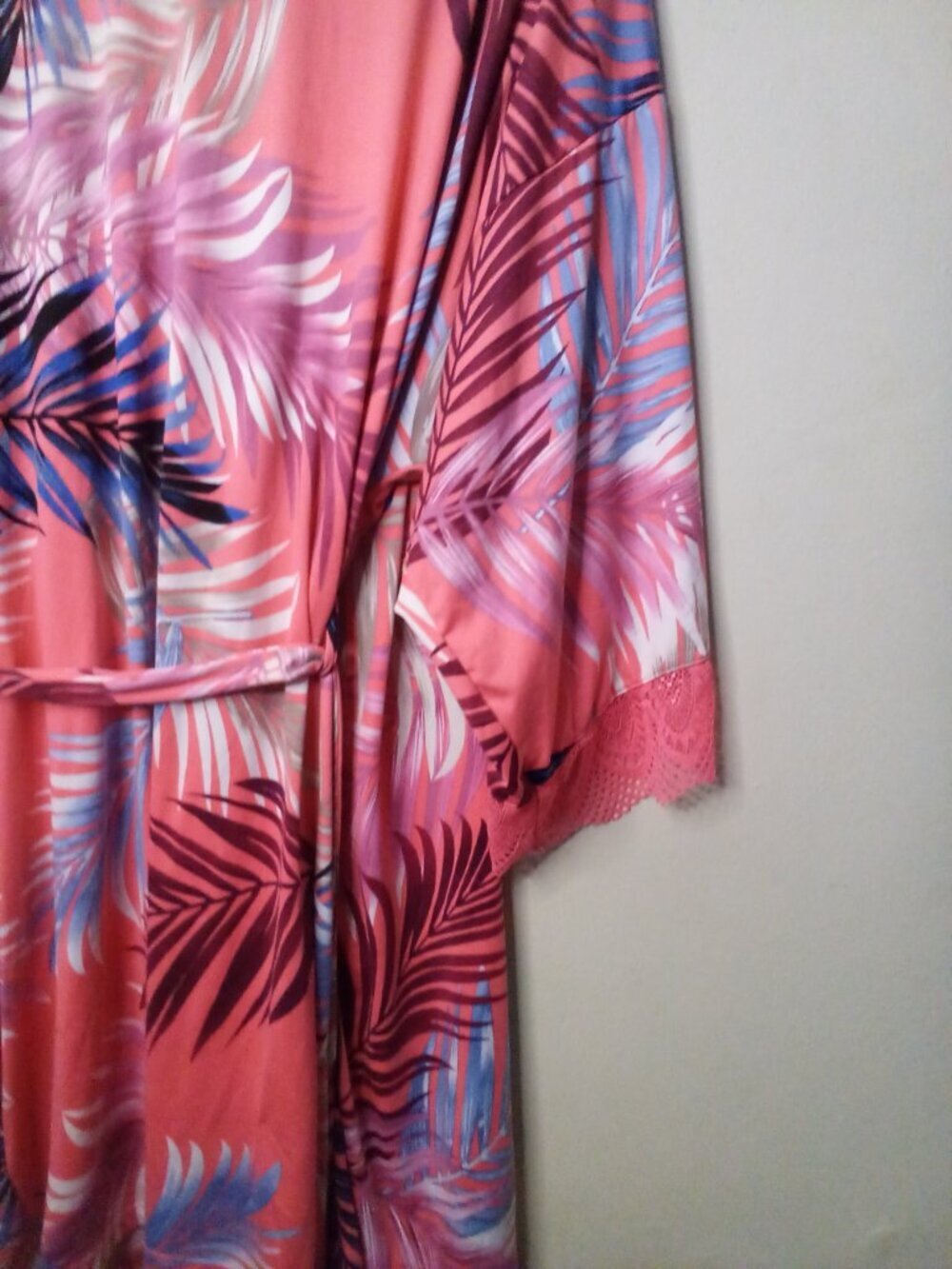 In Bloom By Jonquil Robe Women M L Tie Front Belt Short Sleeve Pattern Pink Blue - Picture 15 of 16